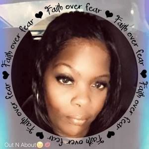 Meet your Posher, Simone